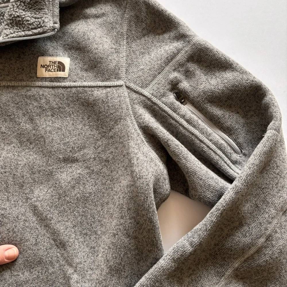 The North Face Gordon Lyons ¼-Zip Fleece Mens Large Gray Sweater-Knit‎ Pullover